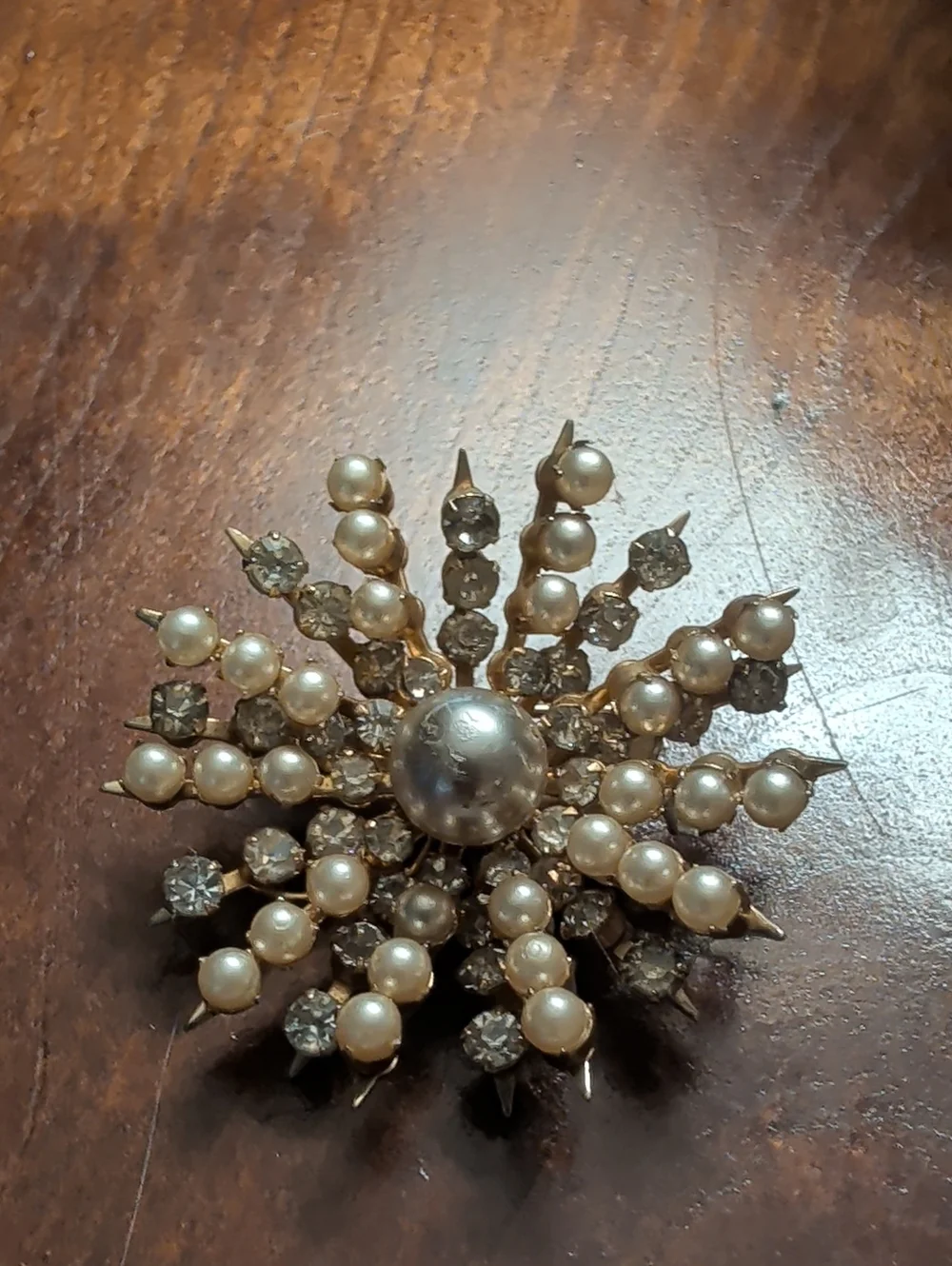 Coro Vintage Signed Brooch Faux Pearls rhinestone diamonds, atomic sun burst